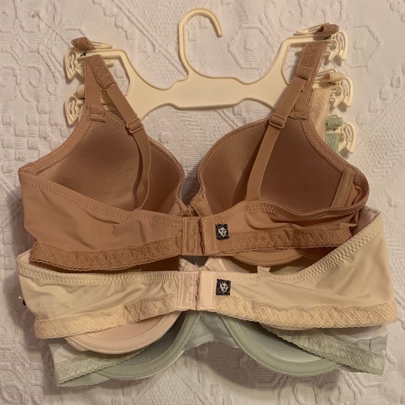 Anne Klein 34B T-Shirt Bra Lace Trim 3 Packs Bundle High Quality Floral Gray Tan - Picture 5 of 9
